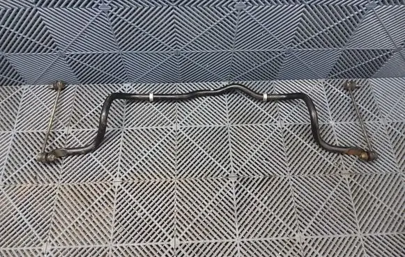 Nissan Murano Z51 Front anti-roll bar/sway bar 546111AA0A