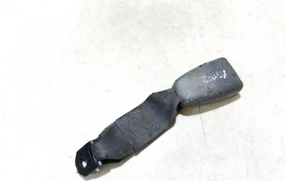Mitsubishi Space Star Rear seatbelt buckle