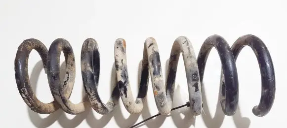 Mercedes-Benz E W210 Front coil spring