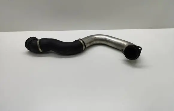 BMW 5 E60 E61 Intercooler hose/pipe 7787468 778746809 11617787468