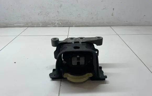 Citroen C3 Engine mount vacuum valve 9811224580