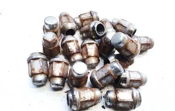 Dodge Grand Caravan Nuts/bolts 