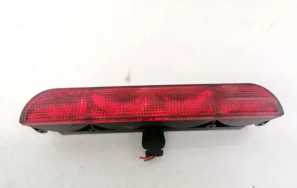 Audi A8 S8 D2 4D Third/center stoplight 0996400