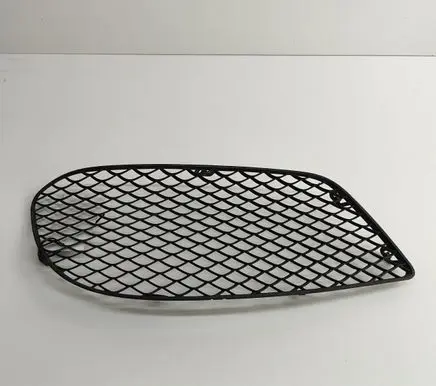 Mercedes-Benz E C207 W207 Front grill A2078850324
