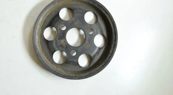 Audi A6 S6 C4 4A Power steering pump pulley 058145255E