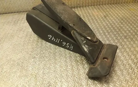 Mini One - Cooper Coupe R56 Accelerator throttle pedal 6786591