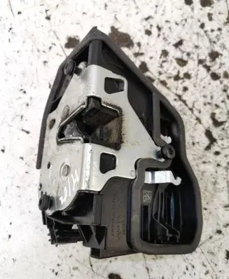 Mini Cooper Countryman R60 Front door lock 7318423 1120085