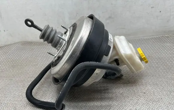 Dodge Durango III Brake booster P04581956AH 68053596AA