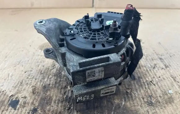 Opel Zafira C Generator/alternator F000BL08D2 LRA04233 10019