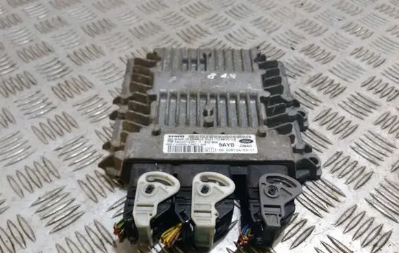 Ford Focus Engine control unit/module 3S6112A650LB