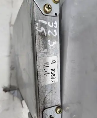 Mazda 323 Engine control unit/module B383D 0B383D