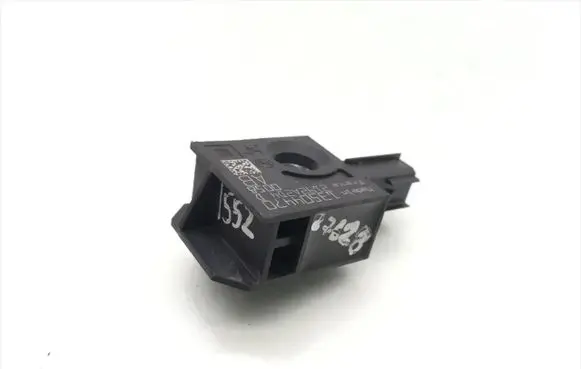 Opel Zafira C Airbag deployment crash/impact sensor 13504470