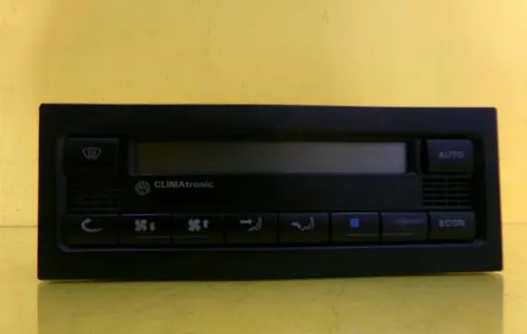 Volkswagen PASSAT B5 Climate control unit 3B1907044A