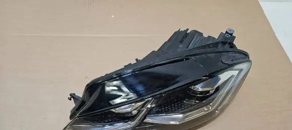 Volkswagen Golf VII Headlight/headlamp 5G1941059
