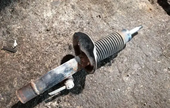 Peugeot 806 Front shock absorber/damper