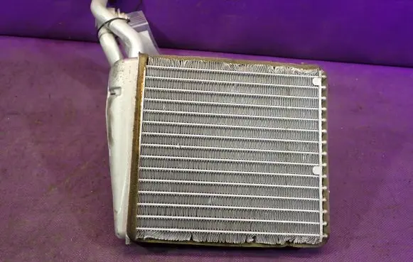 Nissan Versa Heater blower radiator