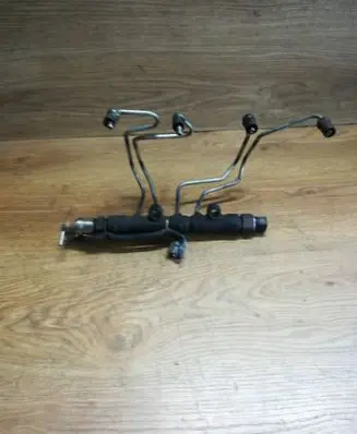 Toyota Corolla Verso AR10 Fuel main line pipe