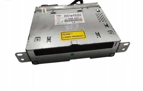 Citroen DS5 Radio/CD/DVD/GPS head unit 9800629580