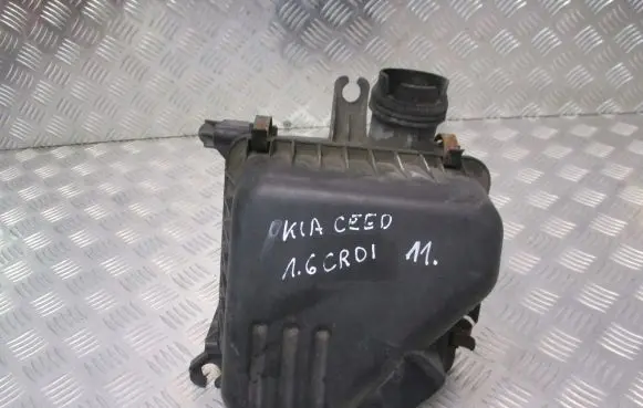 Nissan Primera Air filter box