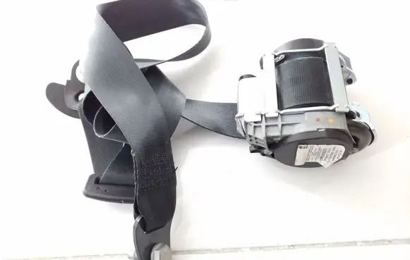 Front seatbelt
