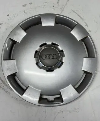 Audi A3 S3 8P R16 wheel hub/cap/trim 8P0601147 PA66M16