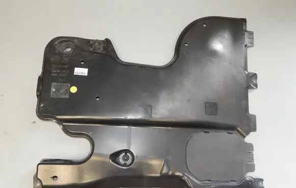 Volkswagen Touran III Other under body part 5QA825206A