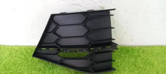 Skoda Superb B8 (3V) Front bumper lower grill 3V0853666