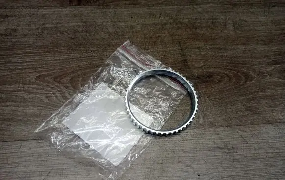 Volvo V70 ABS brake wheel speed sensor 6814502