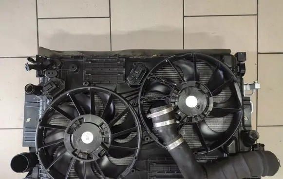 Ford Kuga II Radiator set 