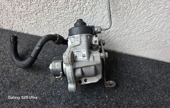 Volkswagen PASSAT CC Fuel injection high pressure pump 03L130755L