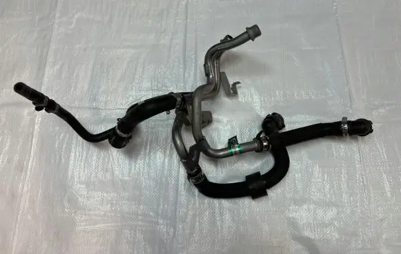 Alfa Romeo Giulia Engine coolant pipe/hose 50548343