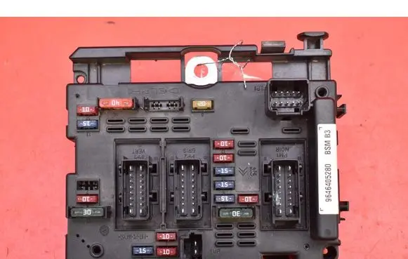 Fuse box set