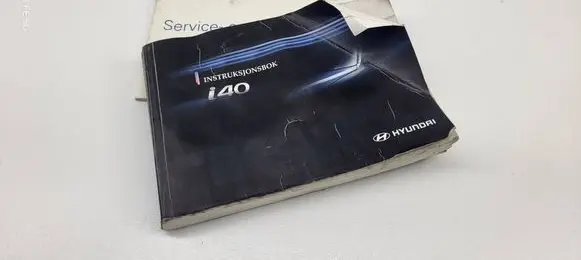 Hyundai i40 Owners service history hand book 