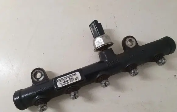 Peugeot Expert Fuel main line pipe 9681649580
