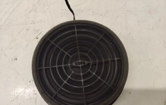 Audi A5 8T 8F Front door speaker 8R0035415