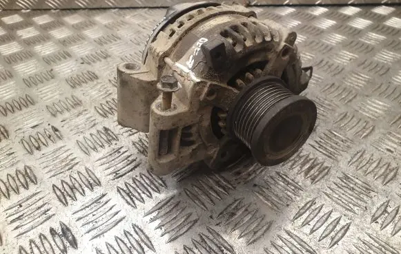 Toyota Avensis T250 Generator/alternator