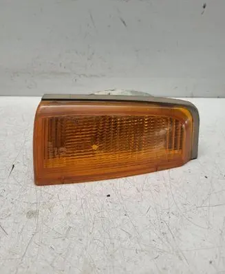 Audi 100 S4 C4 Front indicator light 42634R6