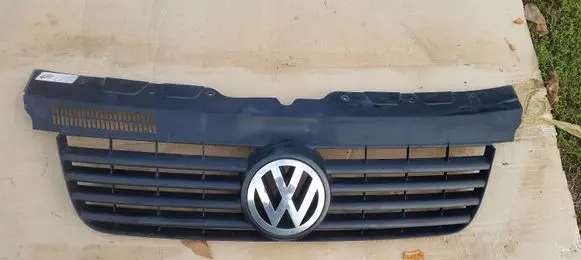 Volkswagen Multivan T5 Front grill