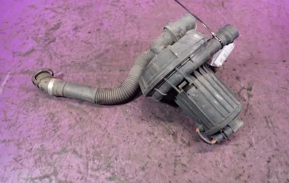 Audi A6 Allroad C5 Secondary air pump 
