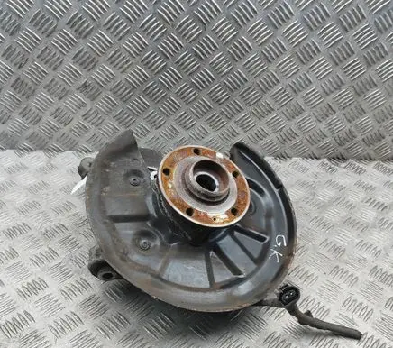 Audi RS Q3 Sportback Rear wheel hub 5QF505435H 5WA407621D