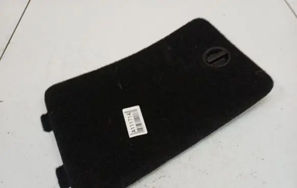 Volkswagen PASSAT B6 Other trunk/boot trim element 1J0867468