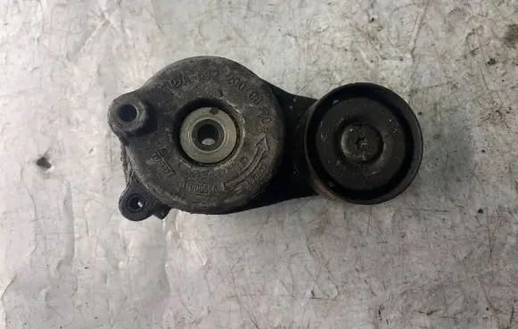 Jeep Grand Cherokee (WK) Generator/alternator belt tensioner A6422000070