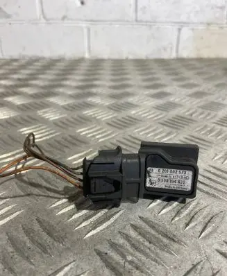Renault Megane II Air pressure sensor 8200194432
