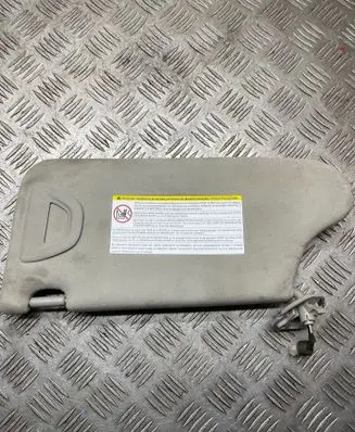 Infiniti M30 Sun visor 