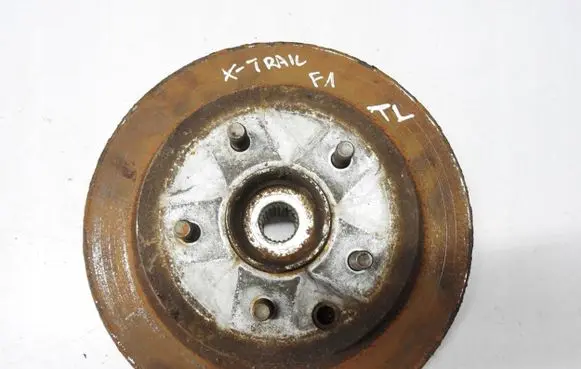 Nissan X-Trail T31 Stub axle M9RC830