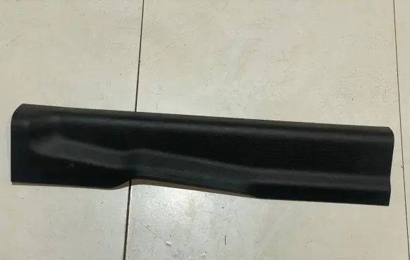 Ford Mustang VI Front sill trim cover FR3B6313200