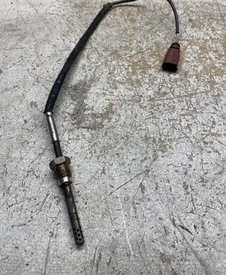 Audi A4 S4 B8 8K Exhaust gas temperature sensor 8K0996088