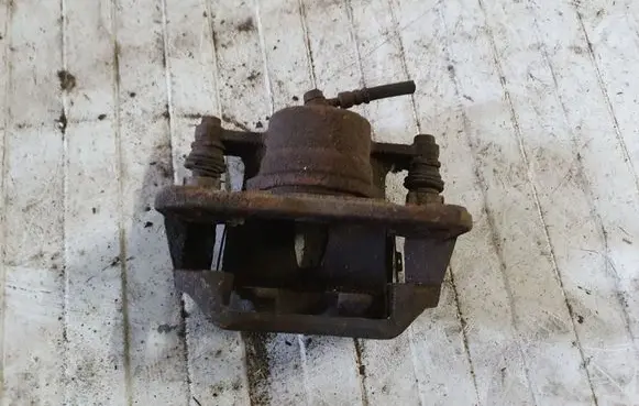 Toyota Avensis Verso Front brake caliper NOCODE