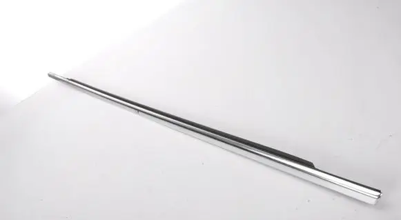 Volvo V40 Front door windshield rail 