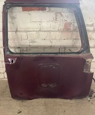 Nissan Patrol Y61 Back/rear loading door 